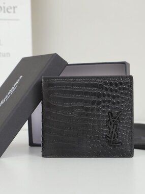 Stylish Saint Laurent Men's Short Single-Compartment Wallet